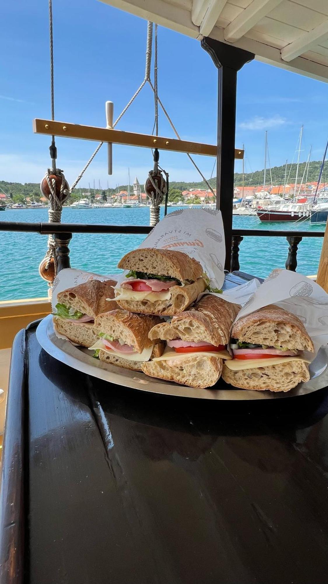 Rhythm Floating Accom - Split Hotel Bagian luar foto